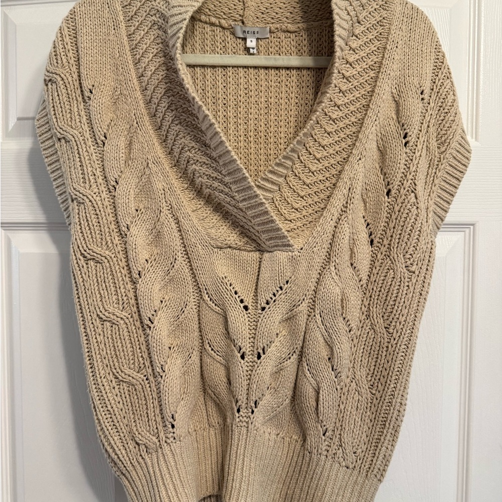Reiss Cream Cable Knit V-Neck Sweater